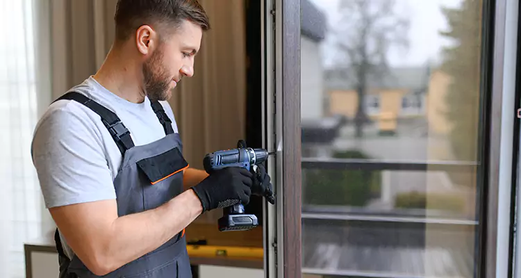 Sliding Screen Door Handle Repair in Land O' Lakes, FL