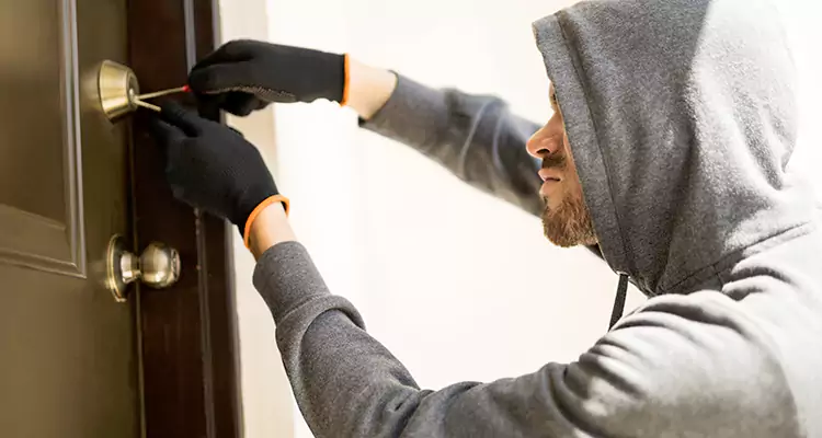 Emergency Motel Lock Repairs—Available 24/7 in Land O' Lakes, FL